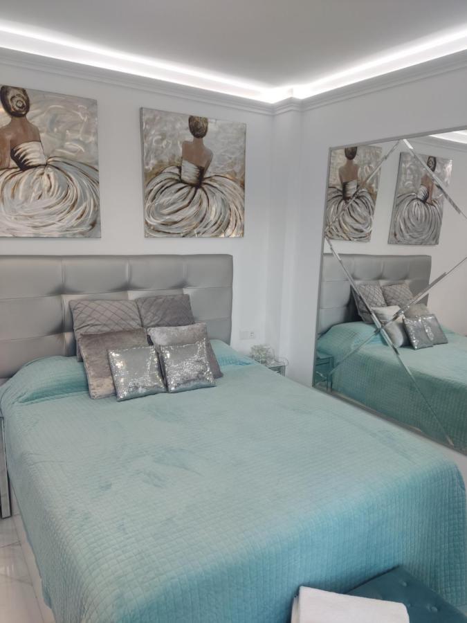 Silver Horizon Luxury Apartment เนร์คา ภายนอก รูปภาพ