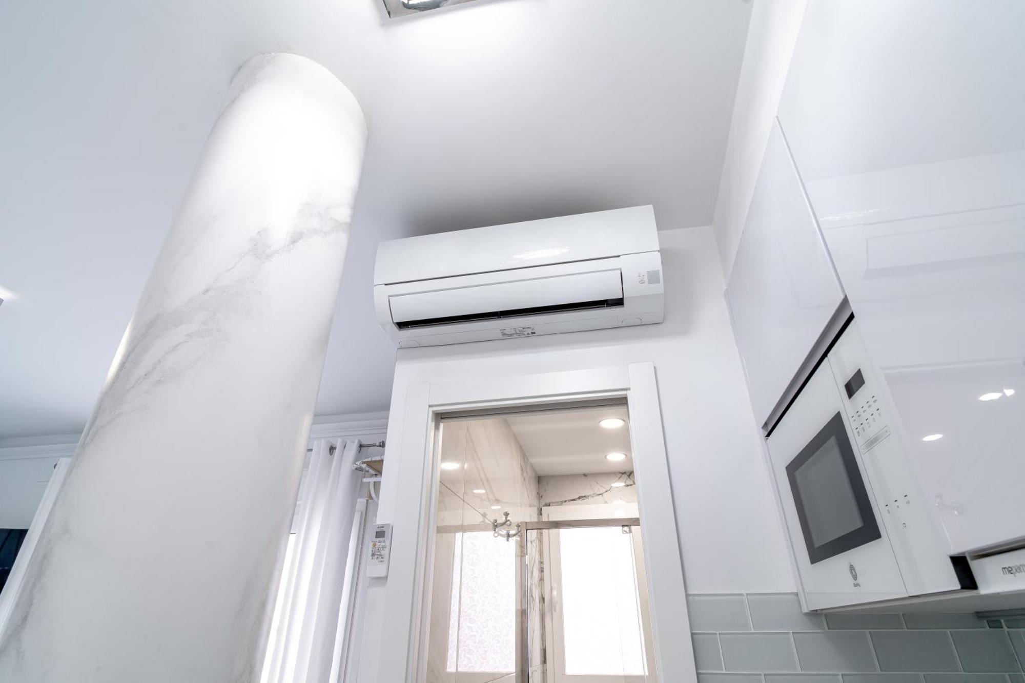 Silver Horizon Luxury Apartment เนร์คา ภายนอก รูปภาพ